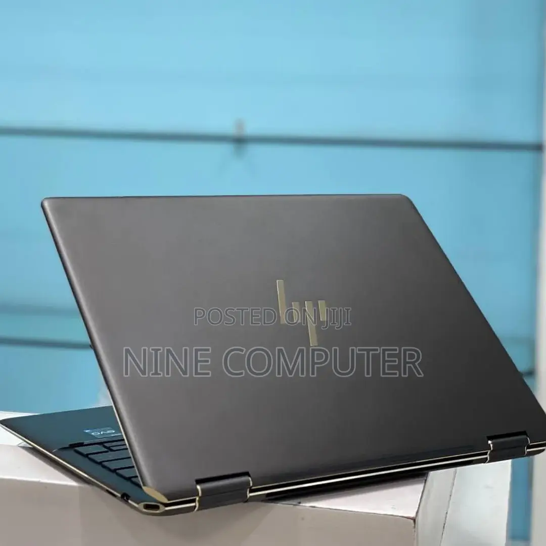 New Laptop HP Spectre 16GB Intel Core I7 SSD 1T