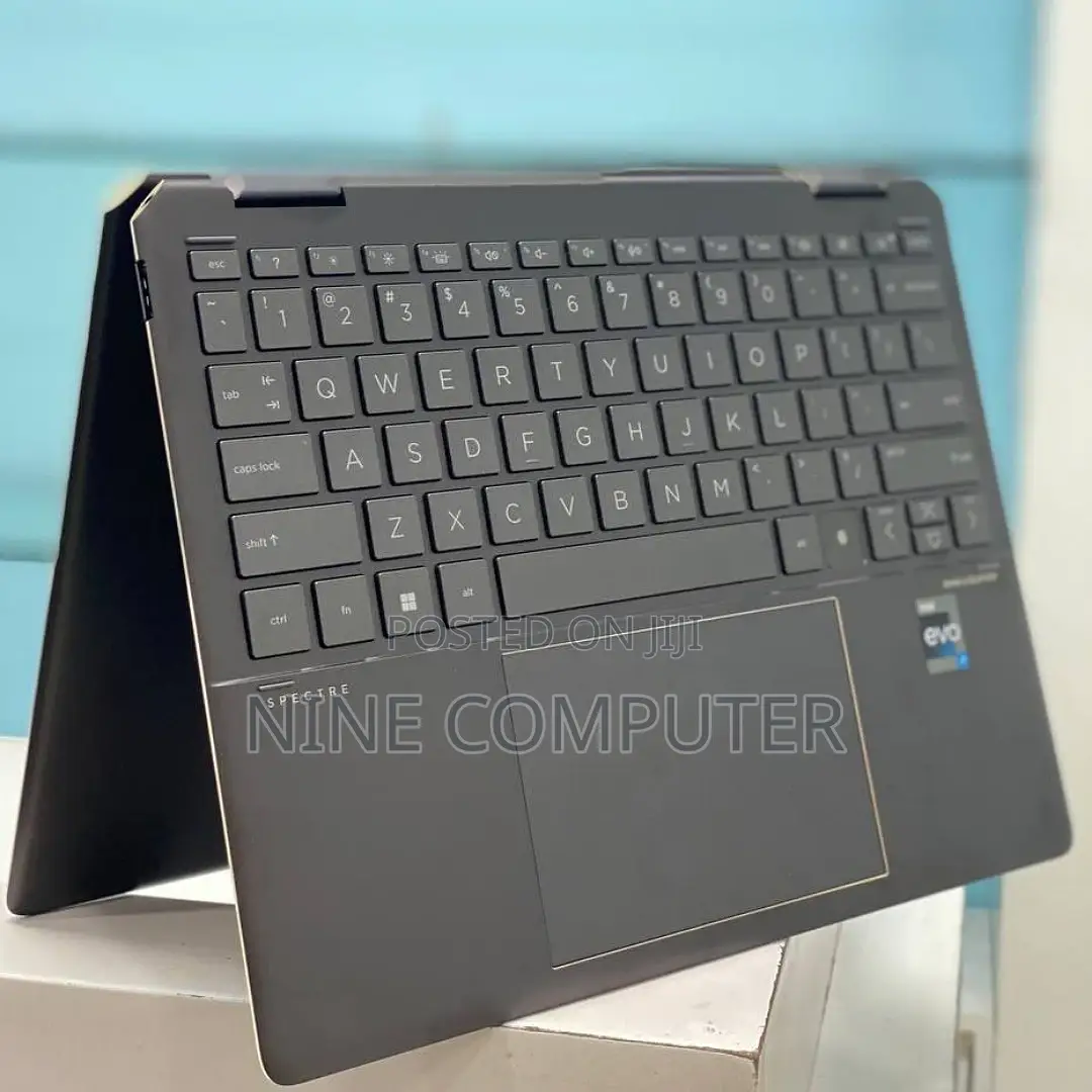 New Laptop HP Spectre 16GB Intel Core I7 SSD 1T