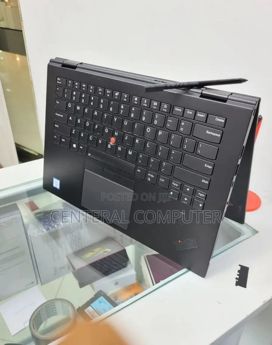 New Laptop Lenovo Thinkpad X1 Yoga 8GB Intel Core I5 SSD 512GB