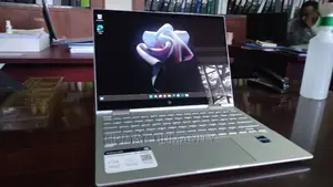 New Laptop HP Envy X360 8GB Intel Core I7 SSD 512GB