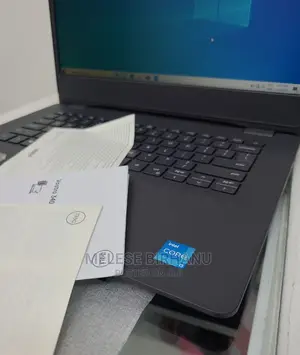 New Laptop Dell Vostro 3400 8GB Intel Core I3 HDD 1T