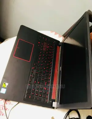 New Laptop Dell Inspiron 15 8GB Intel Core I5 HDD 1T