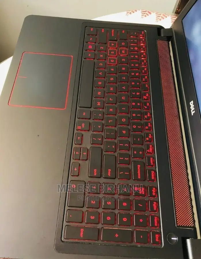 New Laptop Dell Inspiron 15 8GB Intel Core I5 HDD 1T