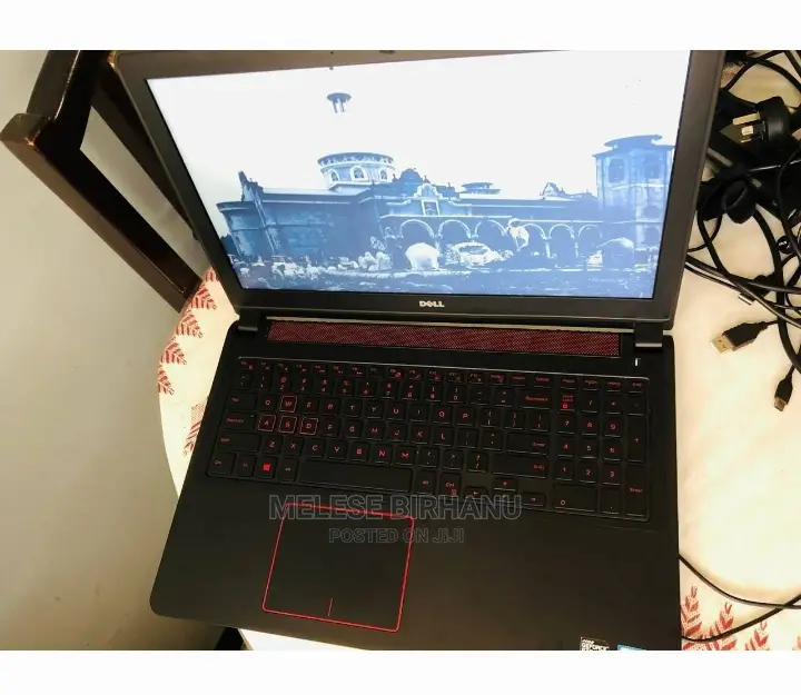 New Laptop Dell Inspiron 15 8GB Intel Core I5 HDD 1T