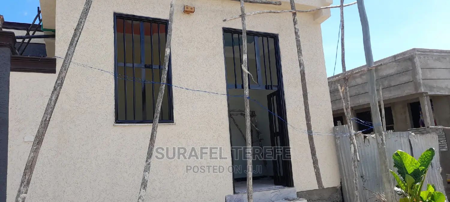 Furnished 4bdrm House in East Shewa for sale