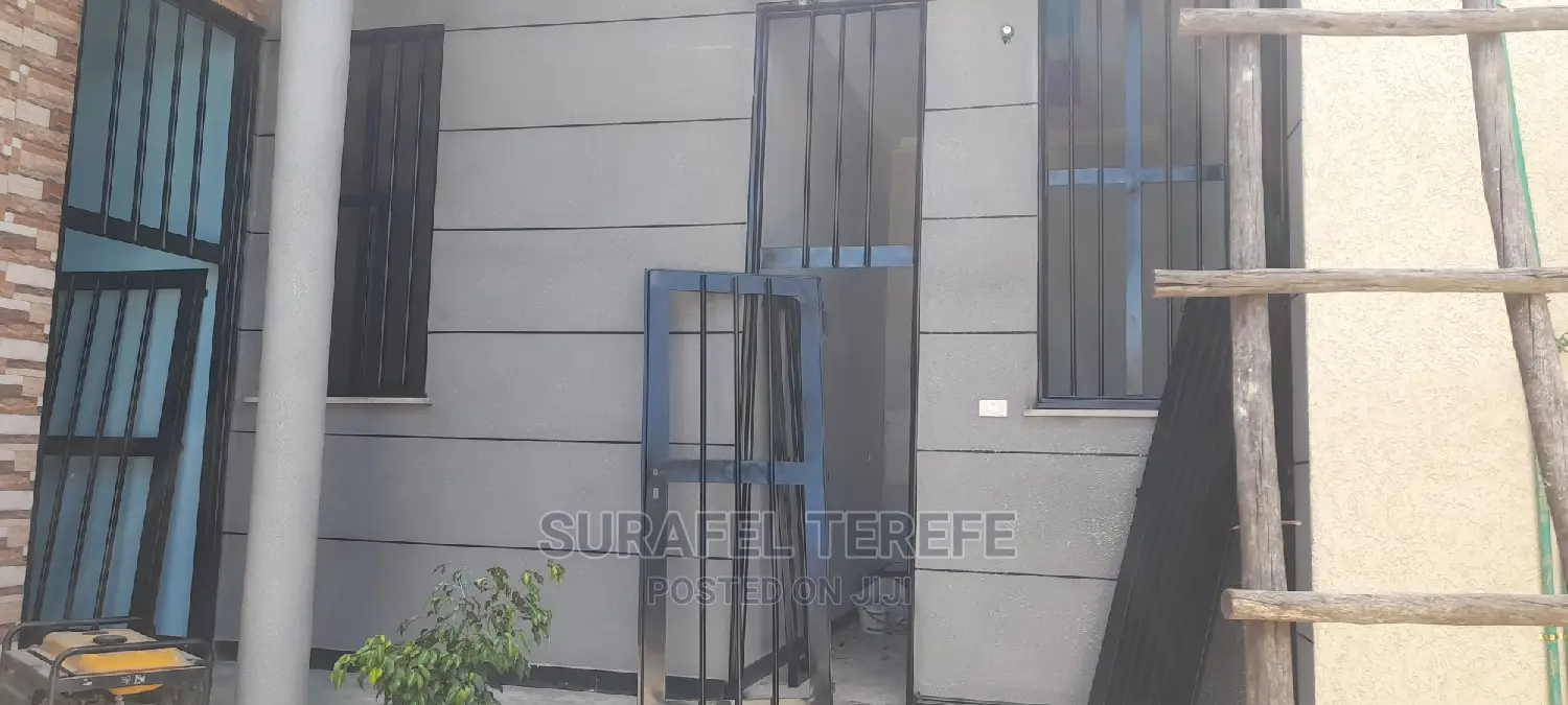 Furnished 4bdrm House in East Shewa for sale