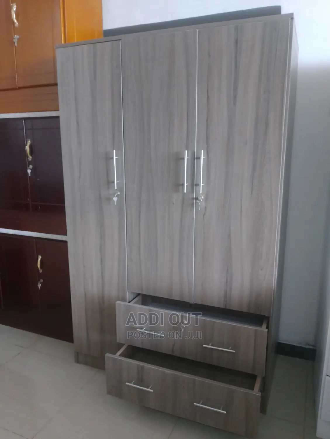 Cupboard/ቁምሳጥን