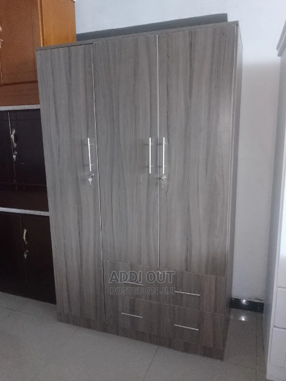 Cupboard/ቁምሳጥን