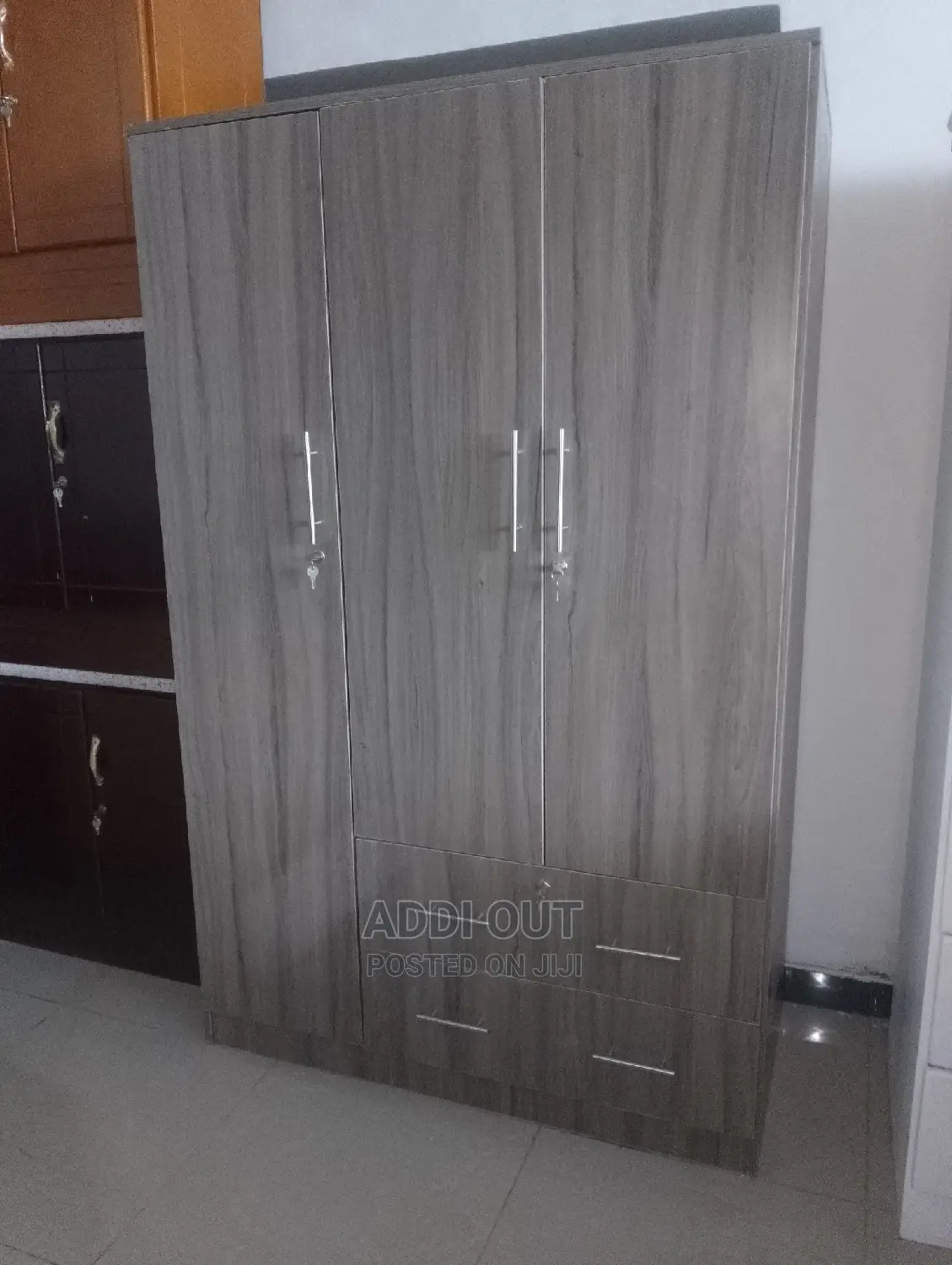 Cupboard/ቁምሳጥን