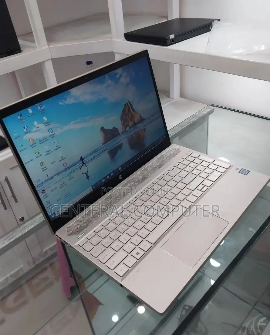 New Laptop HP Pavilion X360 13t 8GB Intel Core I5 SSD 1T