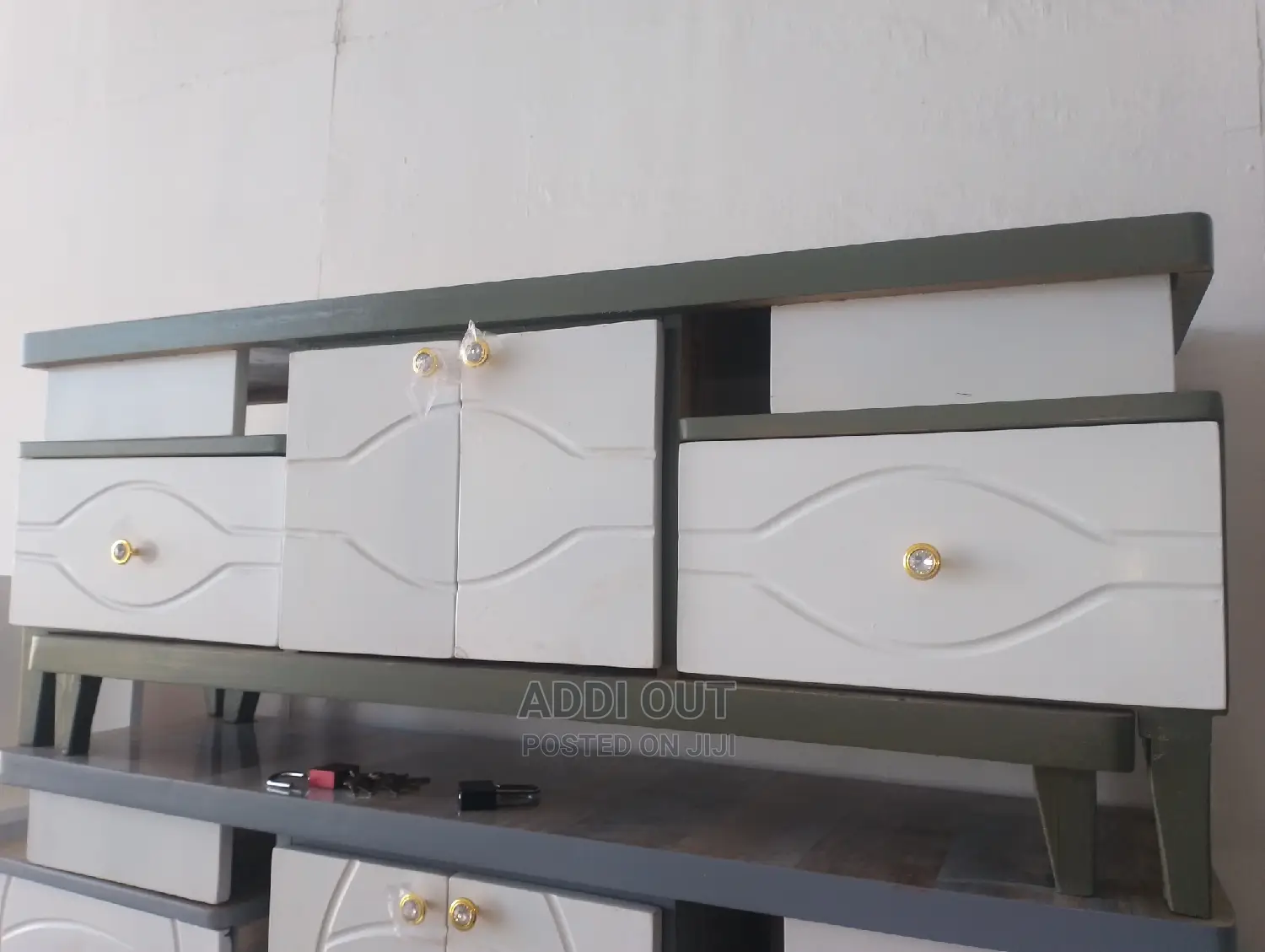 Tv Stands/ቲቪ ማስቀመጫ