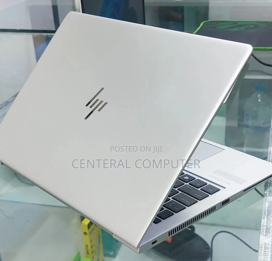 New Laptop HP 250 G5 16GB Intel Core I5 SSD 512GB