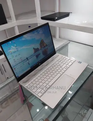 New Laptop HP Pavilion 15 8GB Intel Core I5 HDD 1T