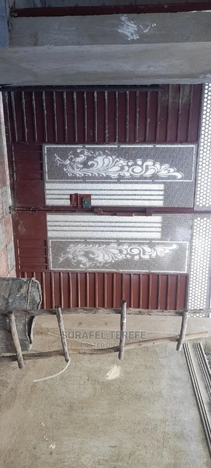 Furnished 4bdrm House in East Shewa for sale