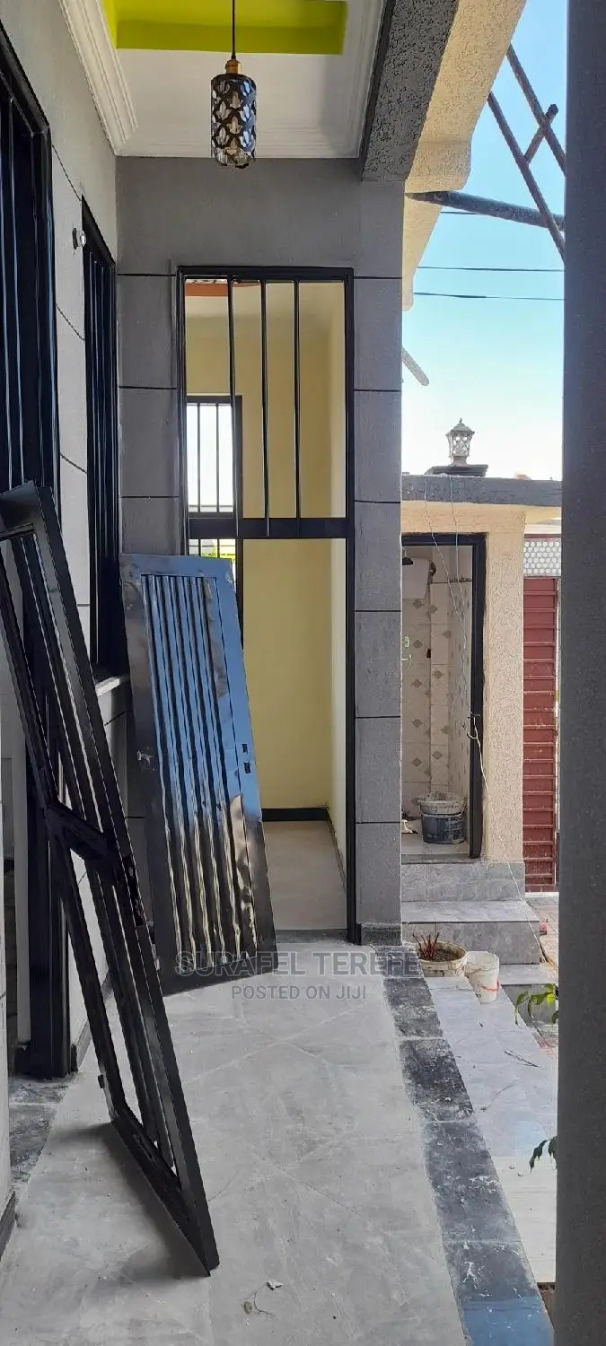 Furnished 4bdrm House in East Shewa for sale