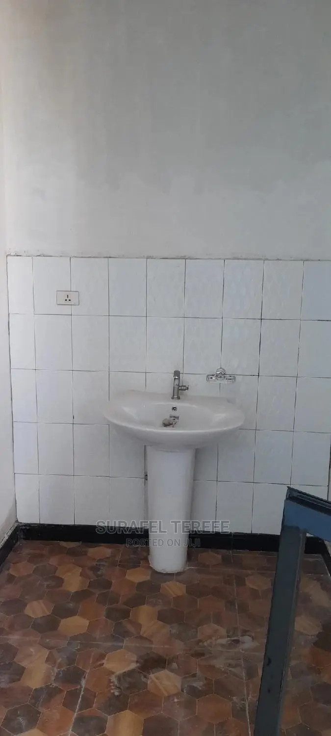 Furnished 4bdrm House in East Shewa for sale