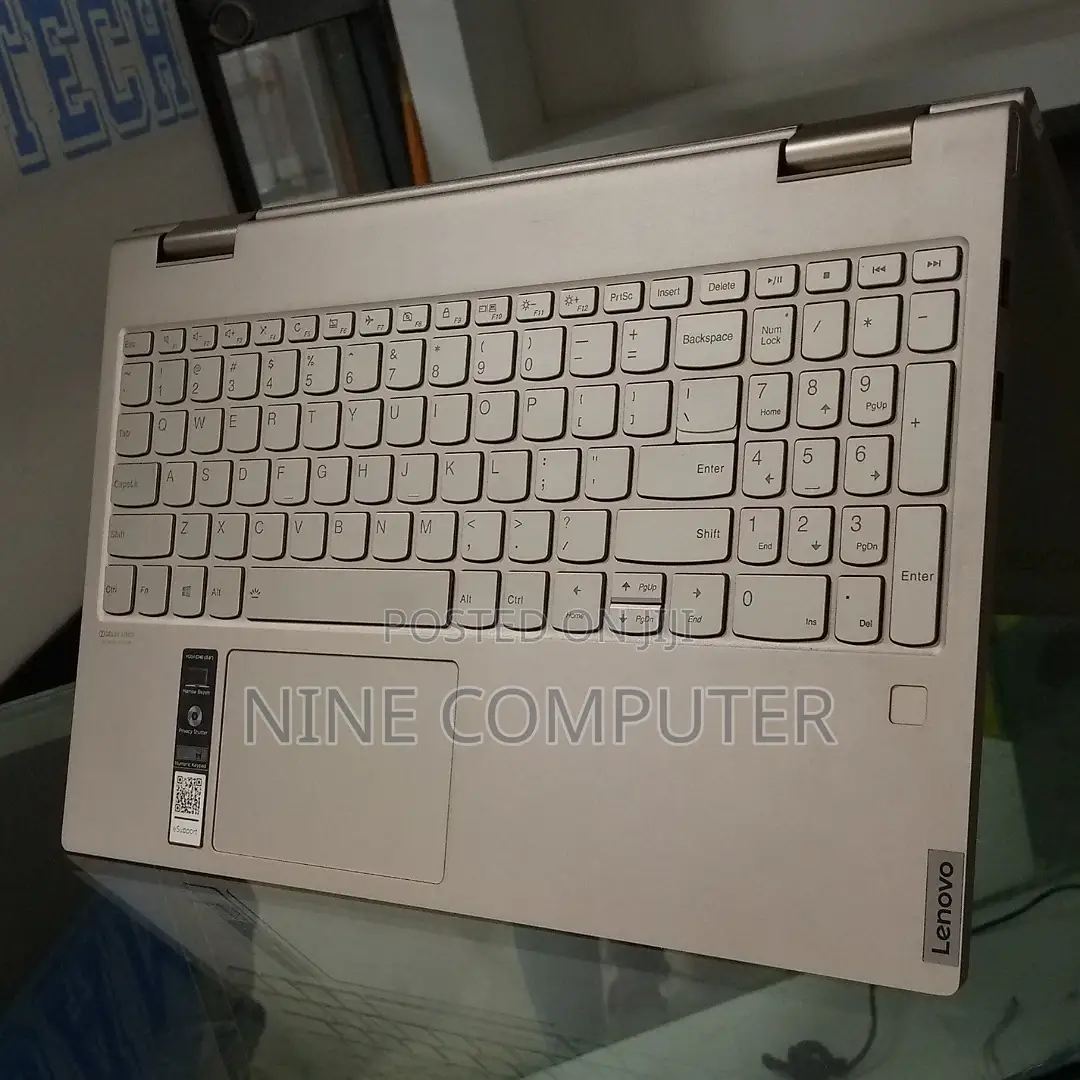 New Laptop Lenovo IdeaPad Y470 12GB Intel Core I7 SSD 512GB