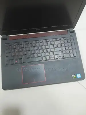 New Laptop Dell Inspiron 15 8GB Intel Core I5 HDD 1T