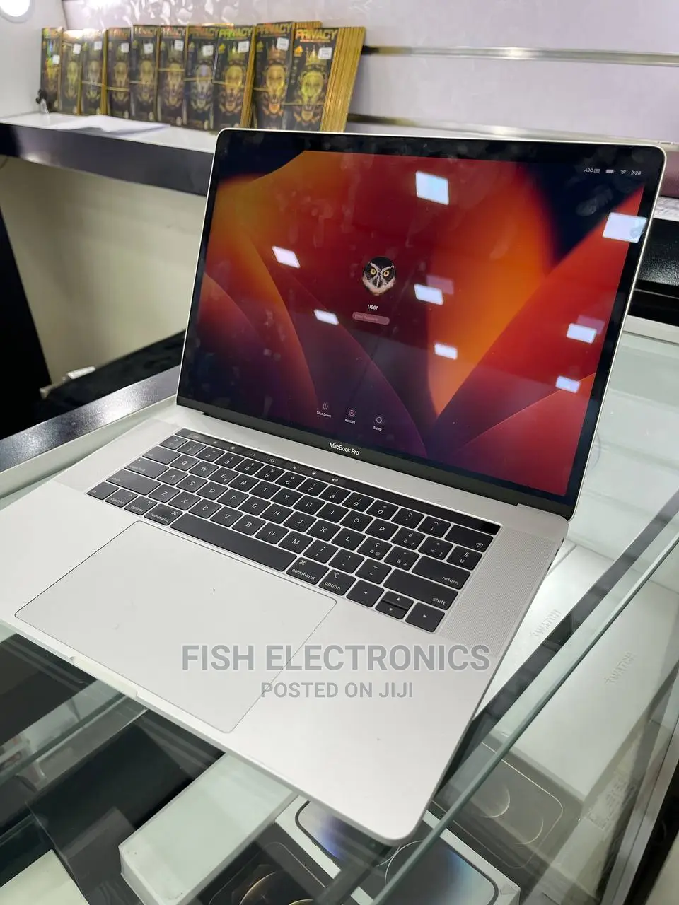 Laptop Apple MacBook Pro 2017 16GB Intel Core I5 SSD 1T