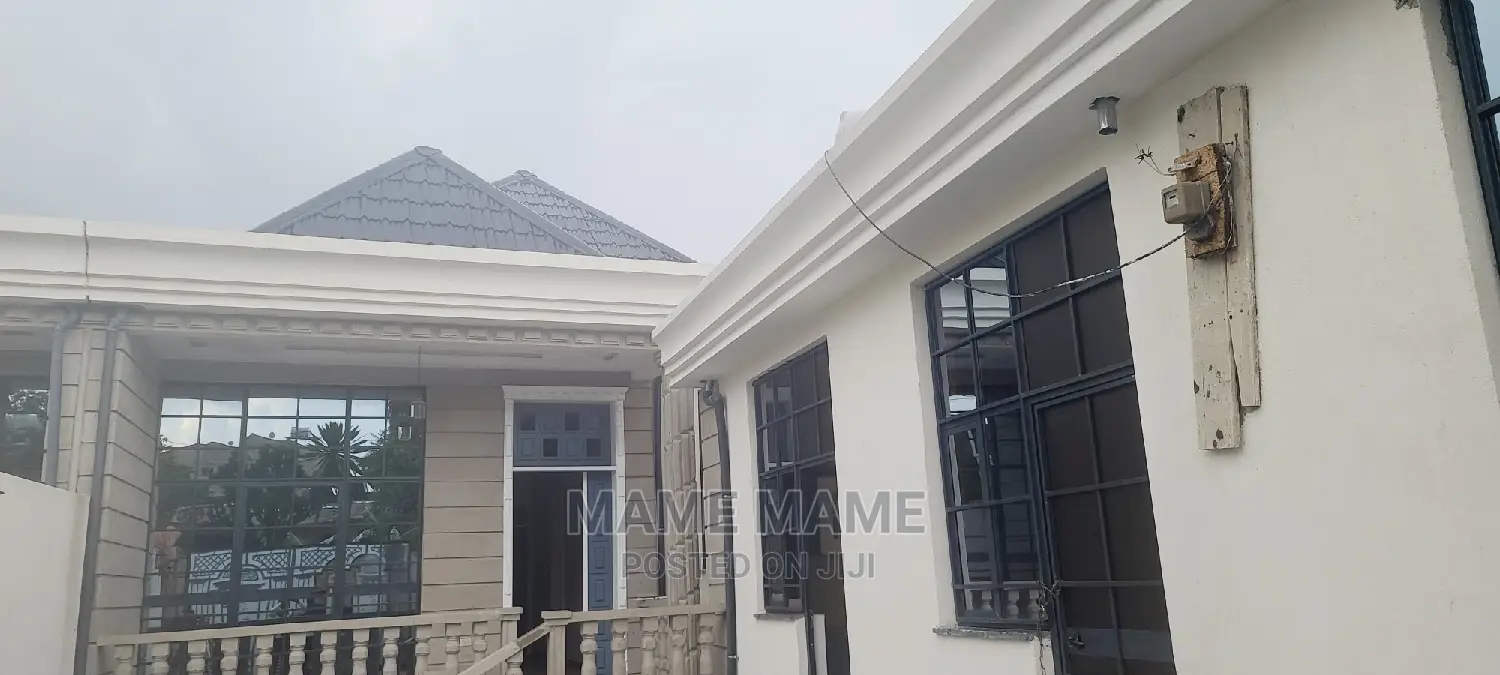 3bdrm Villa in Addis Abeba, Bole for sale