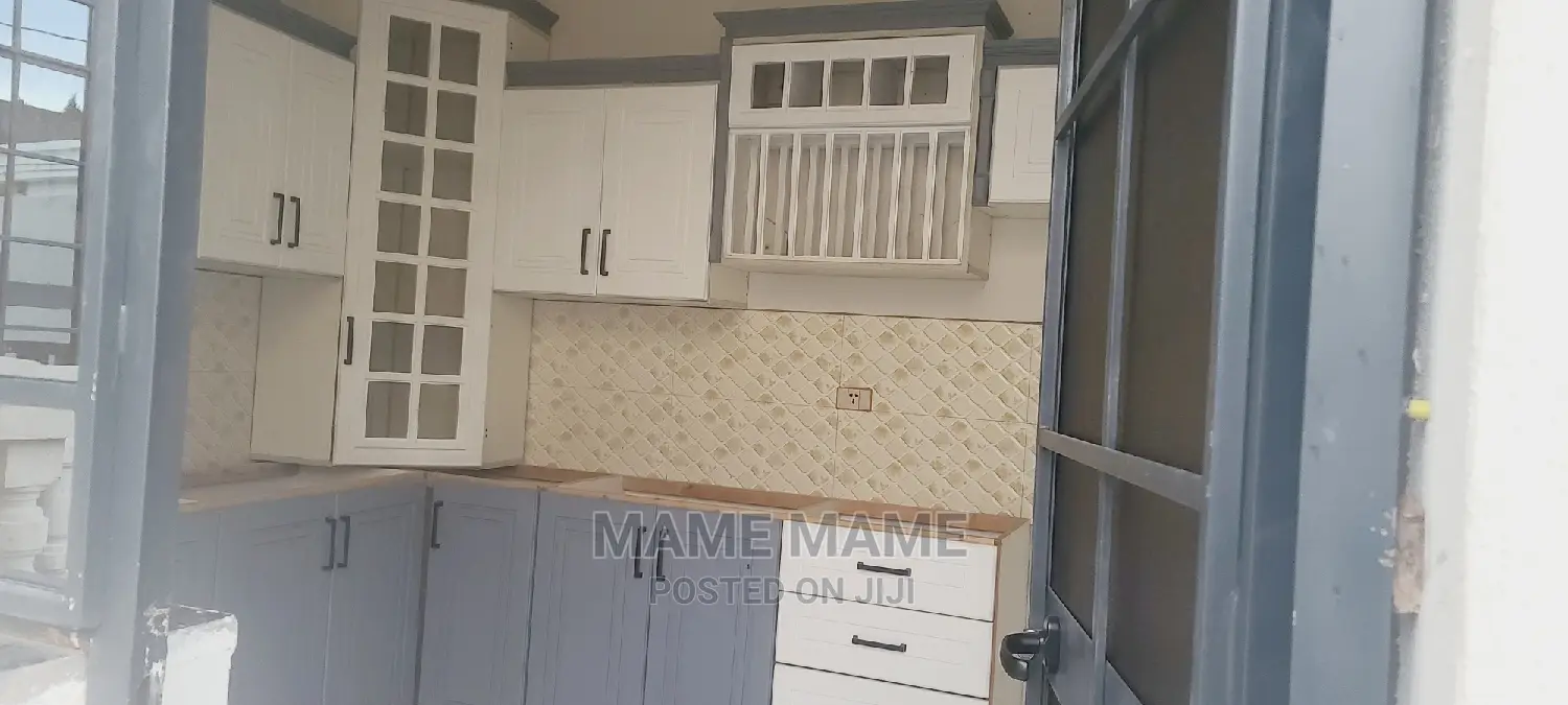 3bdrm Villa in Addis Abeba, Bole for sale