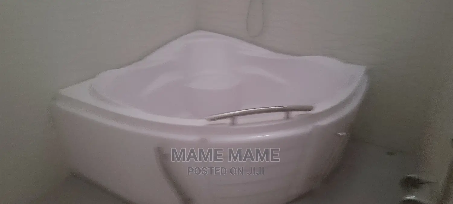 3bdrm Villa in Addis Abeba, Bole for sale