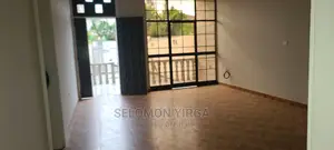 3bdrm Villa in አድስ አበባ, Bole for sale