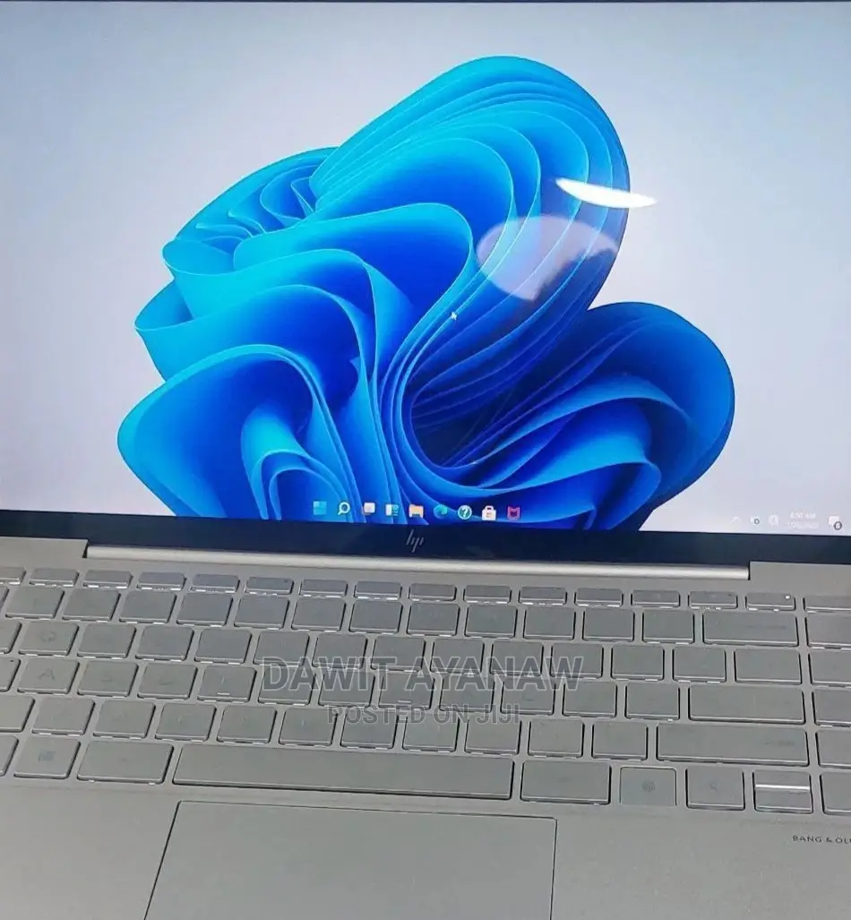 New Laptop HP Envy X360 16GB Intel Core I7 SSD 1T