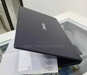 Photo - New Laptop Asus VivoBook 15 X505BA 4GB Intel Xeon SSD 256GB