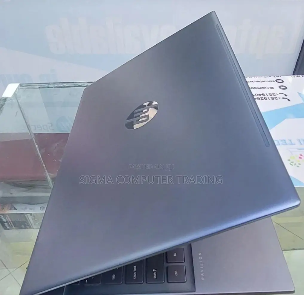 New Laptop HP Pavilion 15 8GB Intel Core I7 SSD 512GB