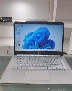 New Laptop HP Stream Notebook 8GB SSD 512GB