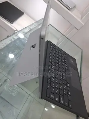 Photo - New Laptop Microsoft Surface Laptop Go 8GB Intel Core I5 SSD 128GB