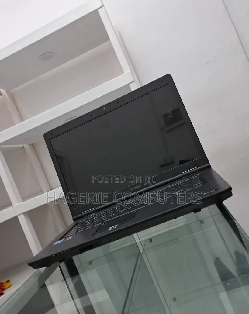 New Laptop Toshiba Satellite C50 8GB Intel Core I5 HDD 1T