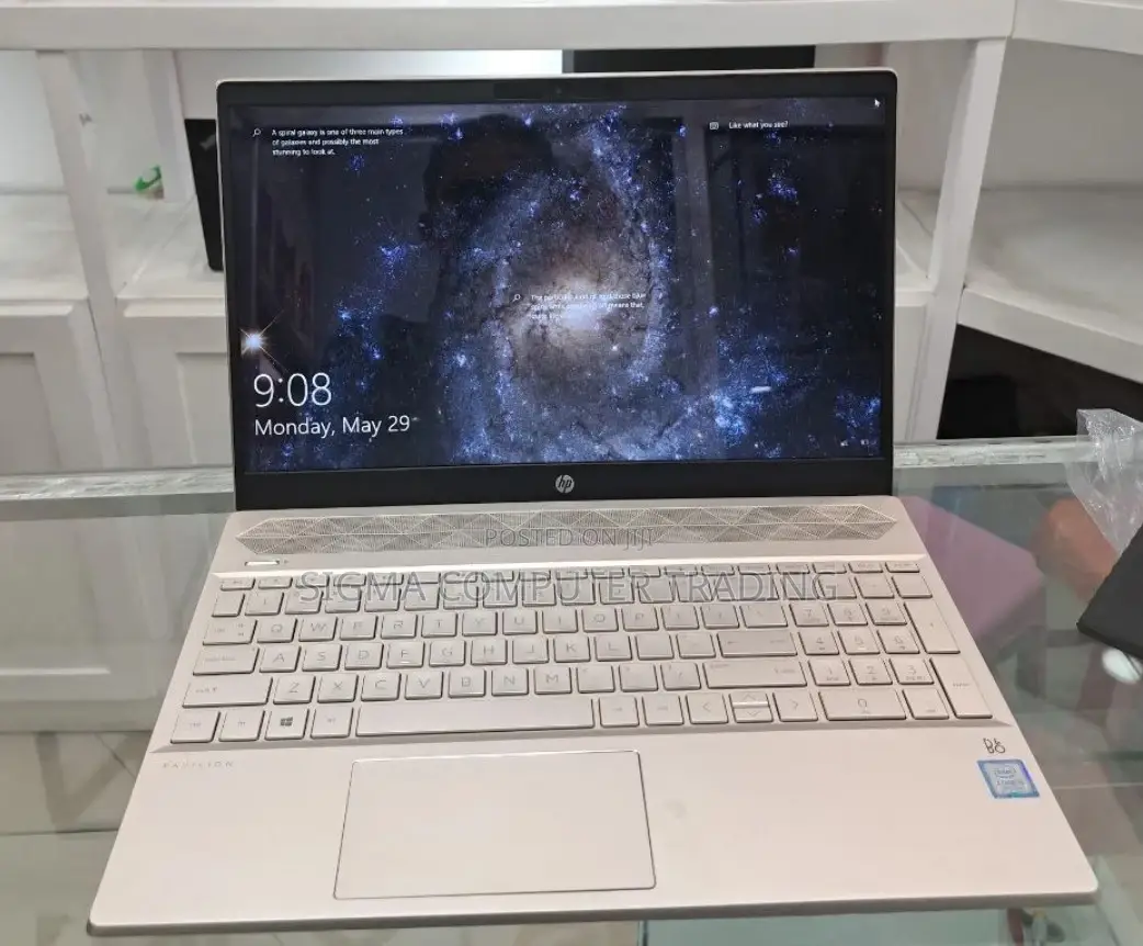 New Laptop HP Pavilion 15 8GB Intel Core I5 HDD 1T