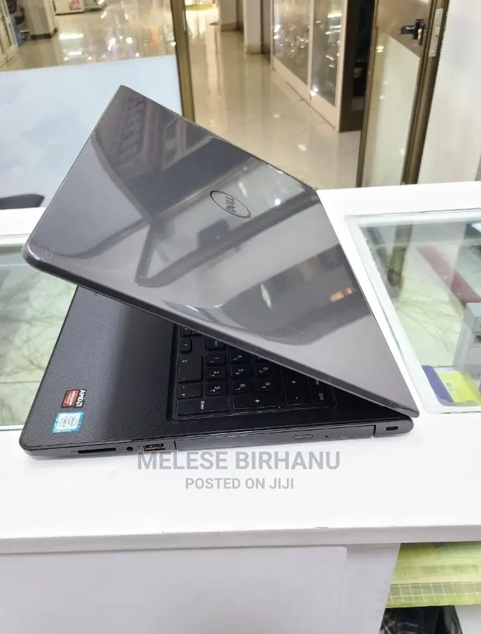 New Laptop Dell Inspiron 15 8GB Intel Core I5 HDD 1T