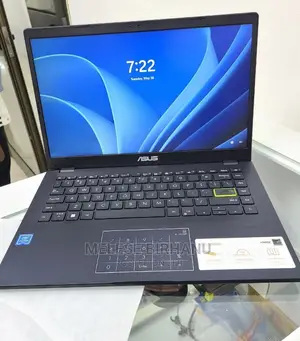 Photo - New Laptop Asus Vivobook E410M 4GB Intel Core I5 SSD 256GB