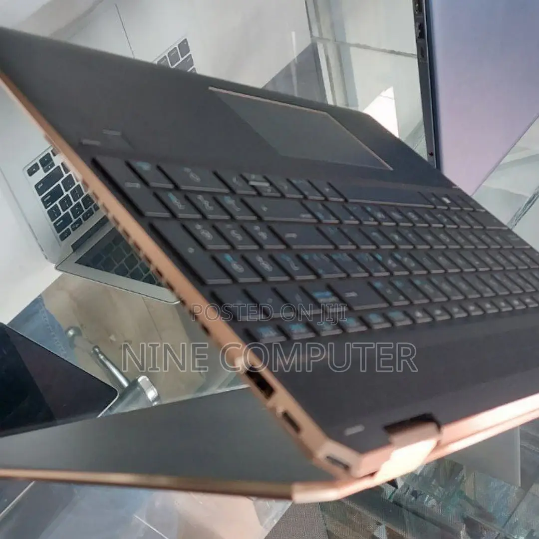New Laptop HP Spectre 16GB Intel Core I7 SSD 512GB