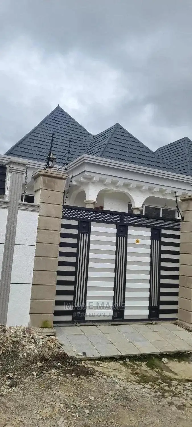 4bdrm Villa in Addis Abeba, Yeka for sale