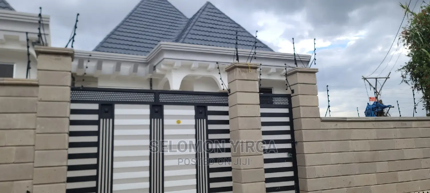 3bdrm Villa in Adidis Abba, Bole for sale