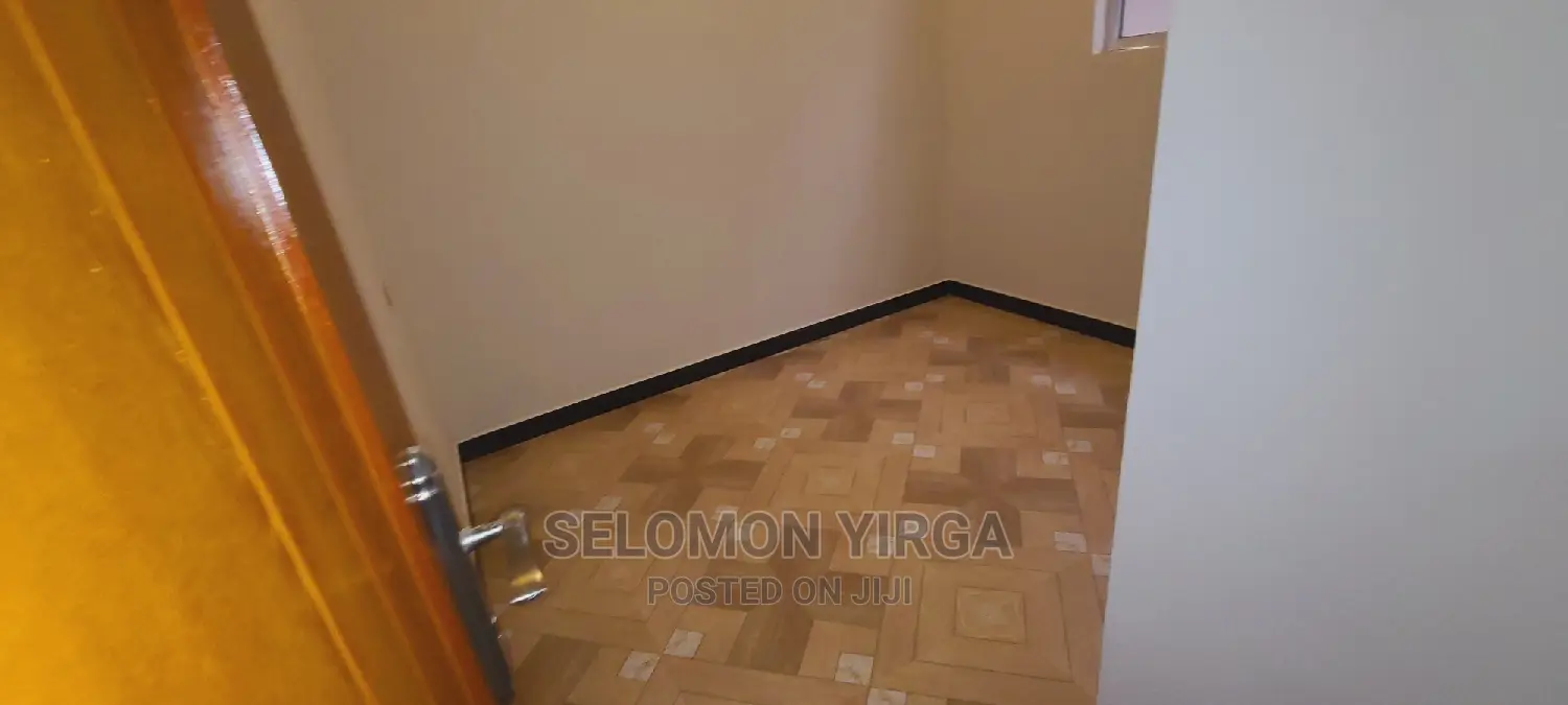 3bdrm Villa in Adidis Abba, Bole for sale