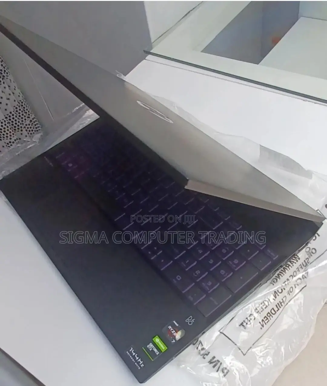 New Laptop HP Pavilion 15 8GB AMD Ryzen 7 SSD 512GB