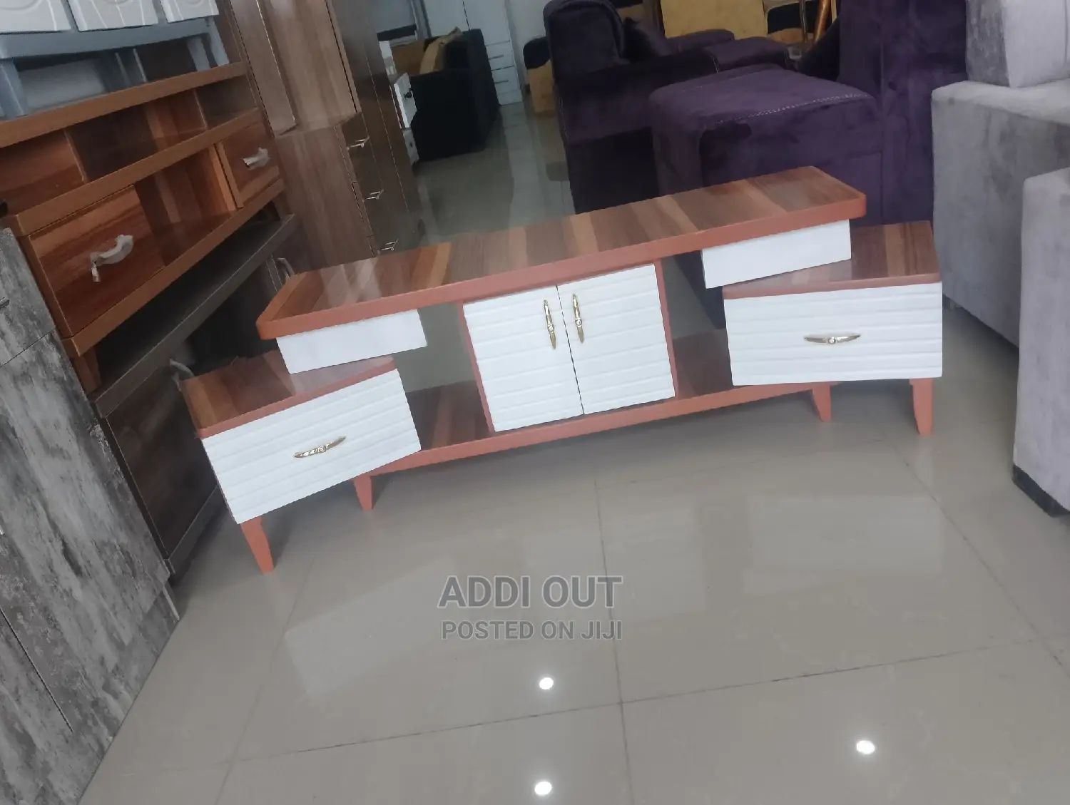 Tv Stand/ቲቪ ማስቀመጫ