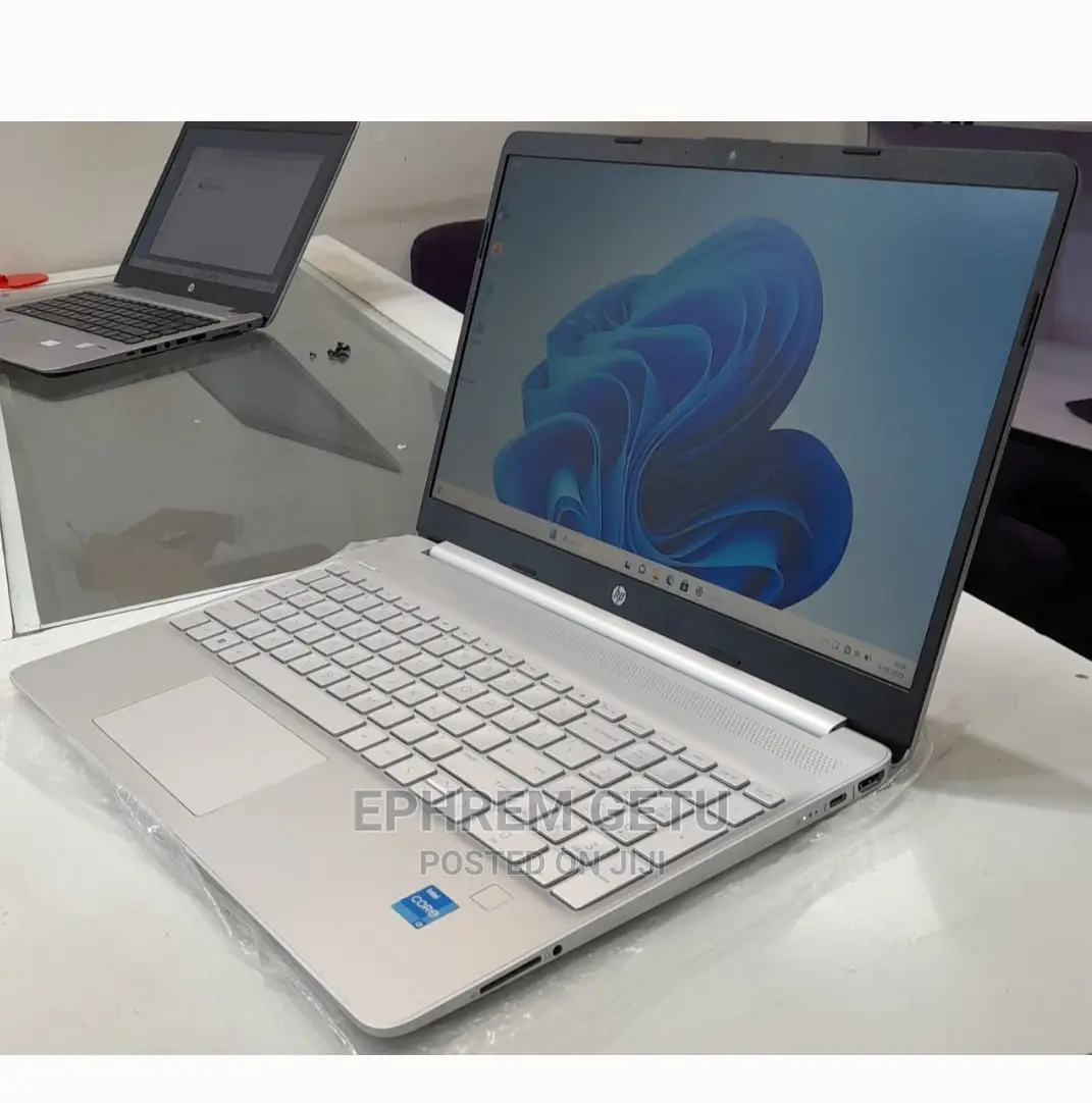 New Laptop HP Stream Notebook 8GB Intel Core i3 SSD 512GB