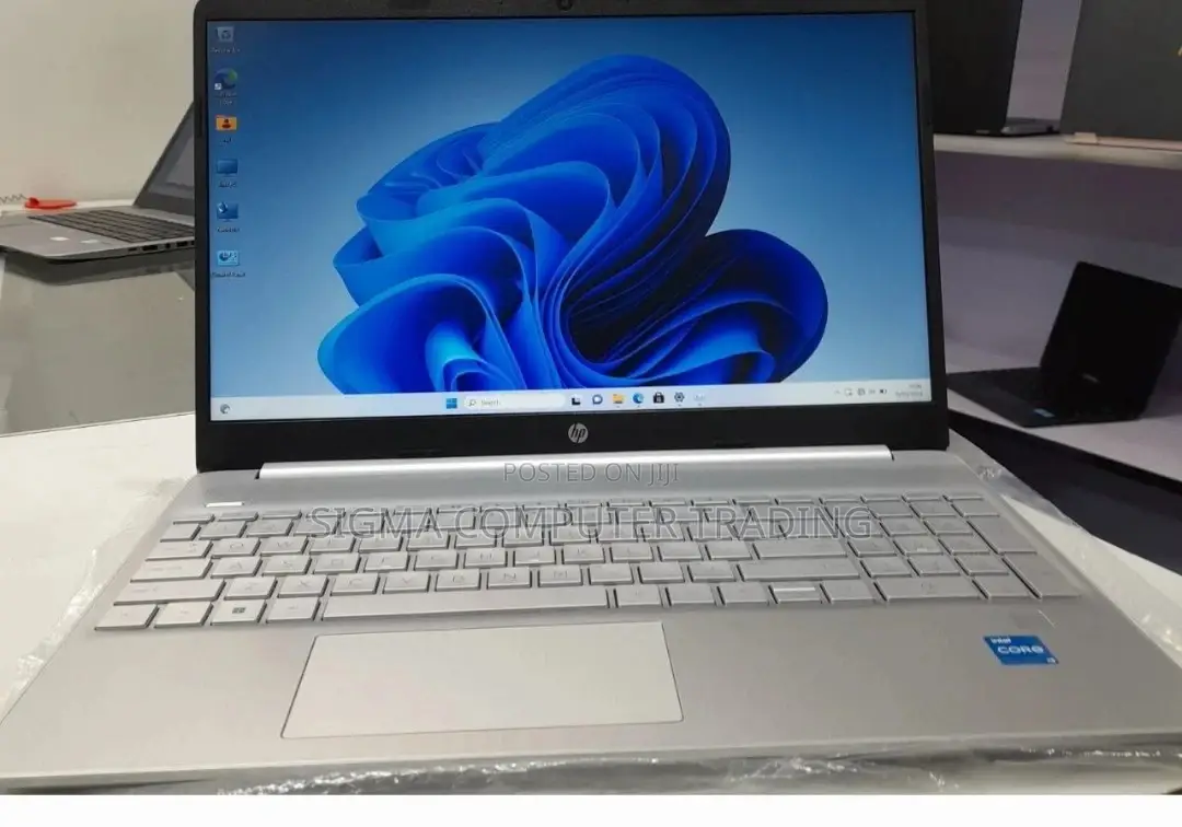 New Laptop HP Stream Notebook 8GB Intel Core I3 SSD 512GB