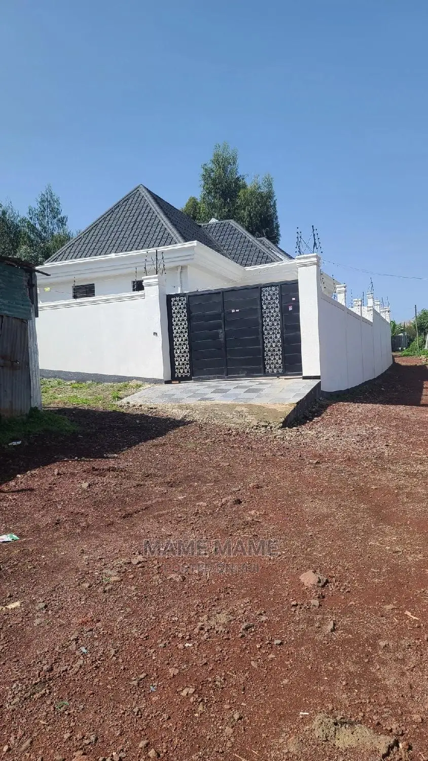 6bdrm Villa in Addis Abeba, Bole for sale