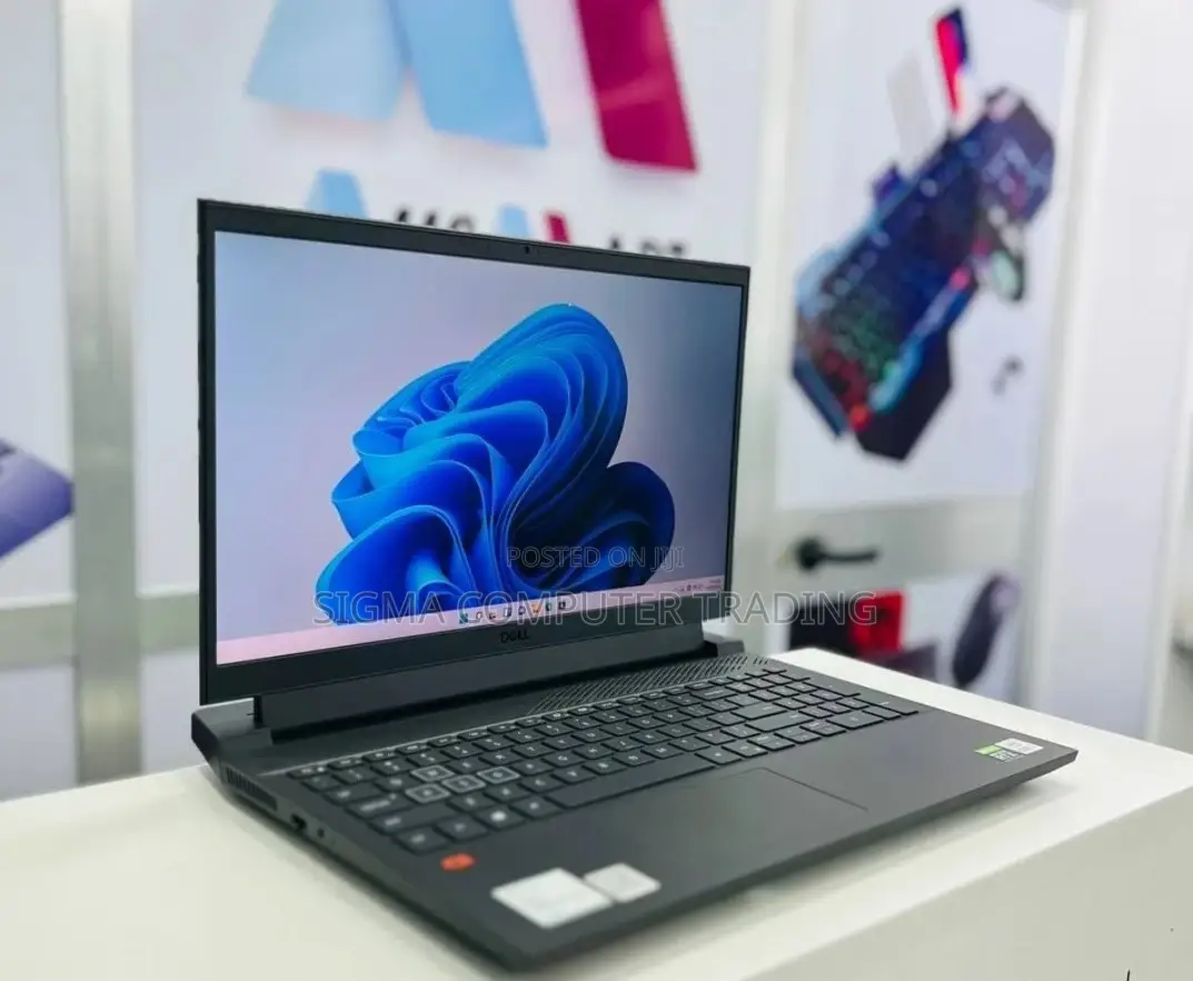 New Laptop Dell G15 5511 16GB Intel Core I7 SSD 512GB