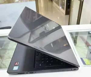 Photo - New Laptop Dell Inspiron 15 8GB Intel Core 2 Duo HDD 1T