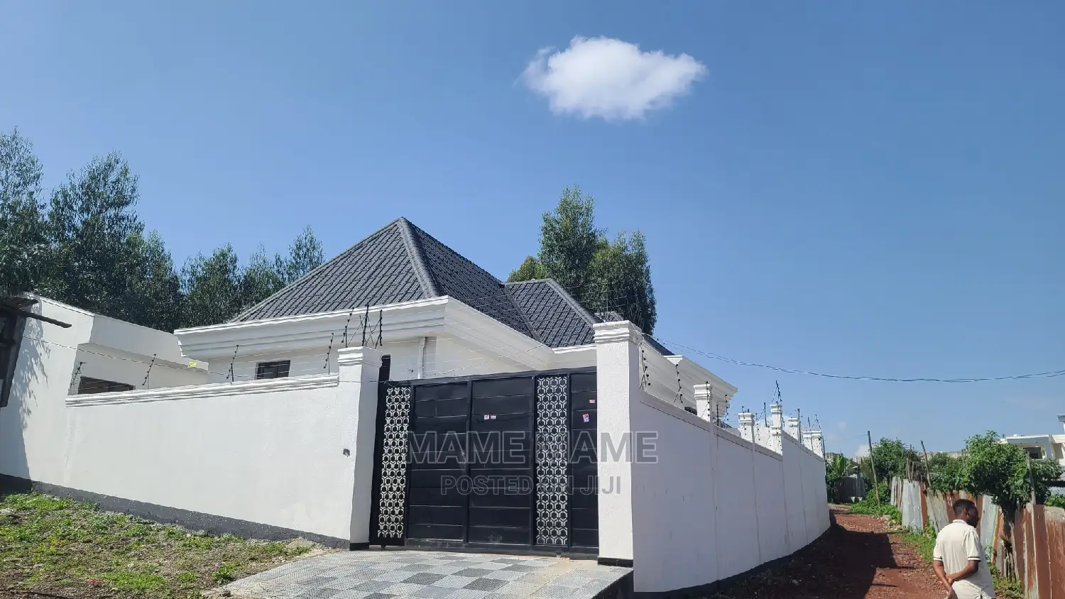6bdrm Villa in Addis Abeba, Bole for sale