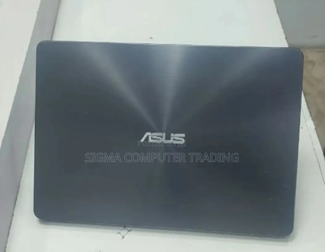 New Laptop Asus VivoBook 15 X510UQ 8GB Intel Core i7 SSD 256GB