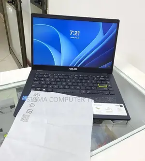 New Laptop Asus VivoBook 15 X505BA 4GB Intel Xeon SSD 256GB